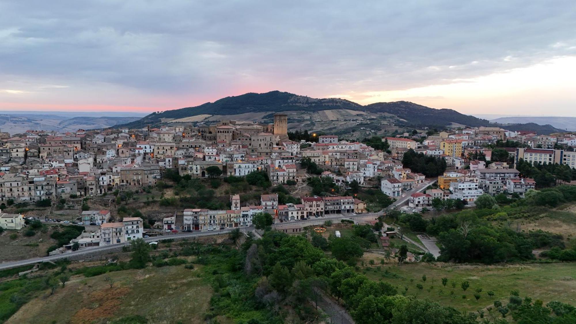 Comfort, Parcheggio E Balcone Su Tricarico In Basilicata, Io Sono Qui Exterior photo
